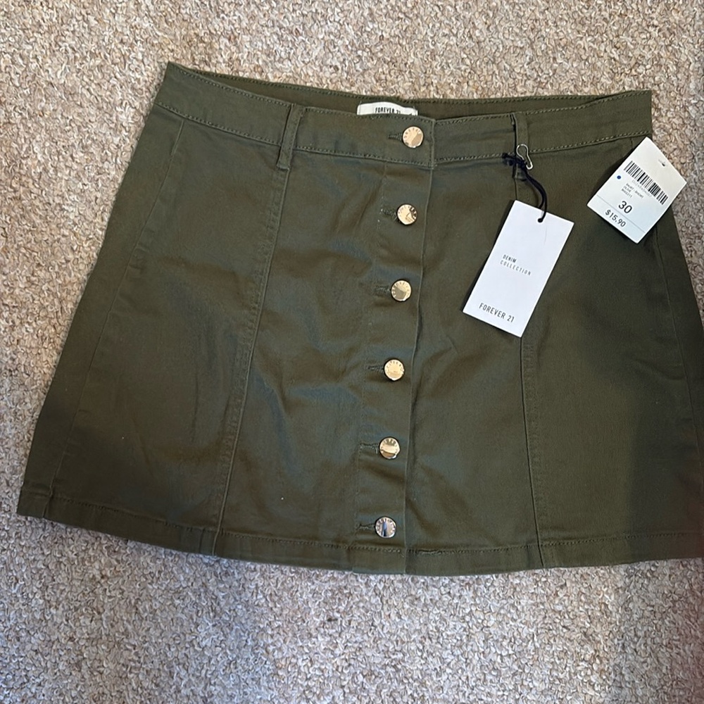 Forever 21 Skirt - Short Olive - NWT